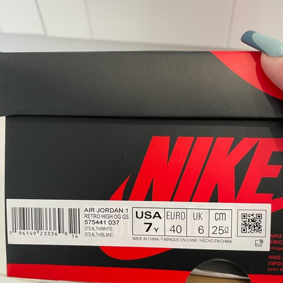 Air Jordan 1 Retro High OG GS- Stealth - Picture 6 of 6